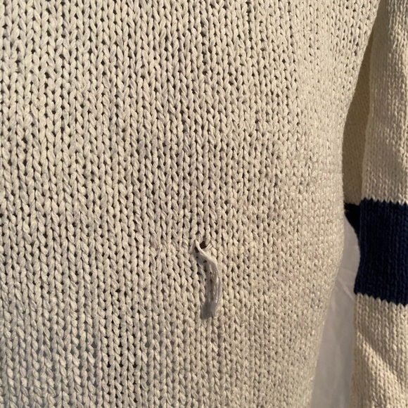 Two by Vince Camuto sweater - Picture 5 of 6